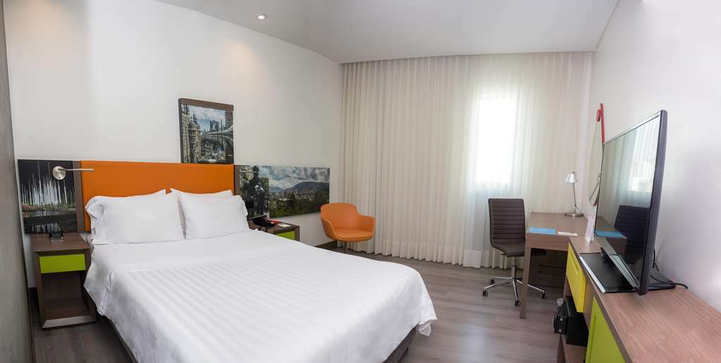 Hampton By Hilton Bogota Usaquen Rum bild